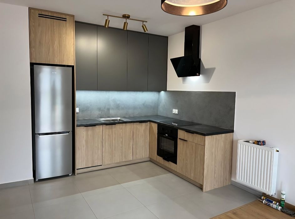 Meble kuchenne na wymiar, zestaw mebli, kuchnia, lakier, akryl.