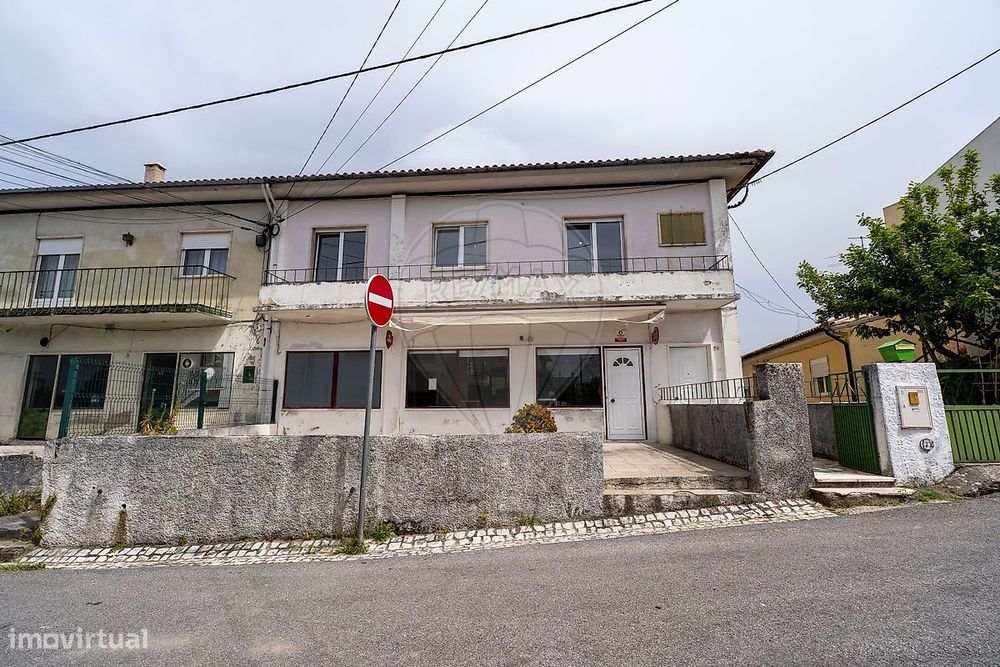 Prédio  para venda — São Martinho Do Bispo E Ribeira De Frades, Coimbra
