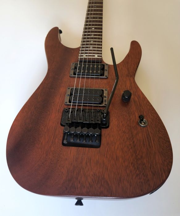 Guitarra Charvel San Dimas Made in USA