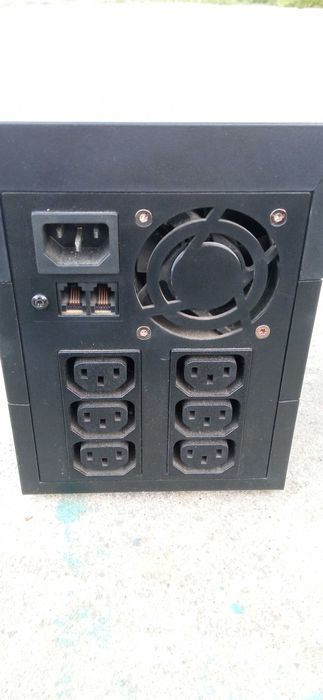 Джерело безперебійного живлення (UPS) Eaton 5E 1500iUSB