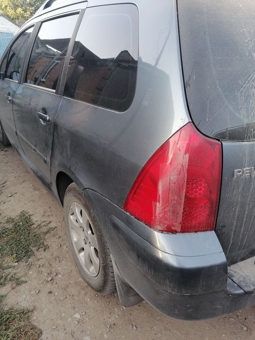 Продам автомобіль Пежо 307