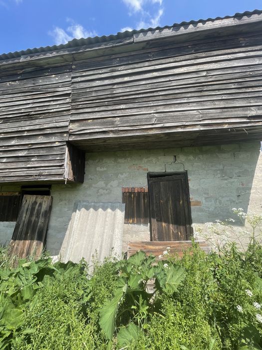 Продам будинок ( без внутрішніх робіт)приватизовних 9 соток землі