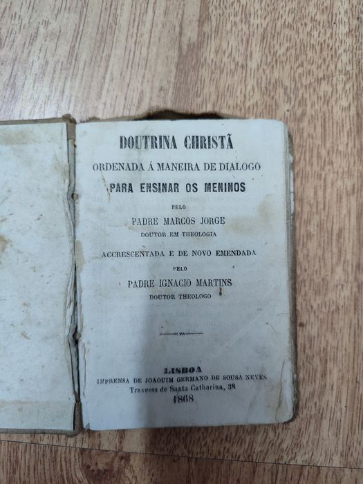 Vendo livro Doutrina Cristã - Ordenada á maneira de diálogo- de 1868