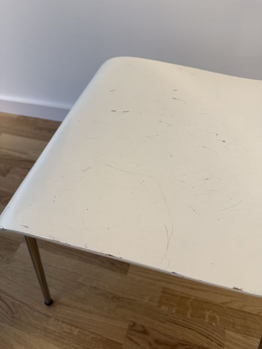 Krzesła używane do renowacji