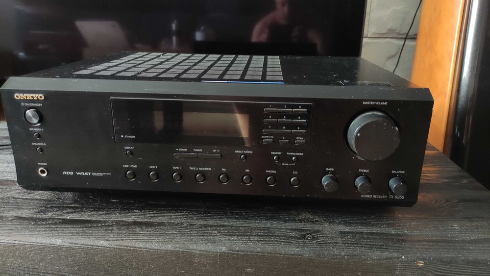 Amplituner Onkyo TX-8255