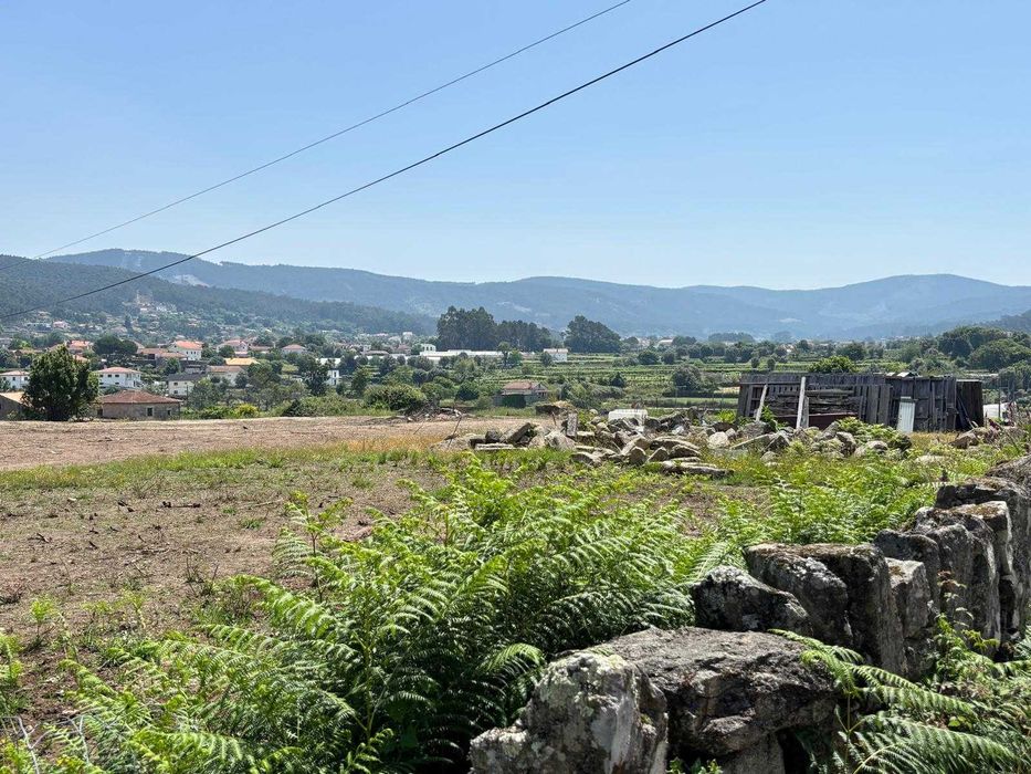Terreno de uso Misto, para Construção e Agricultura – Fragoso, Barcelos – 63.045 m²