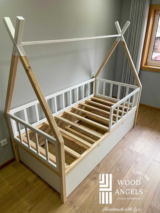 Cama "Casinha" ou "Tipi" dupla