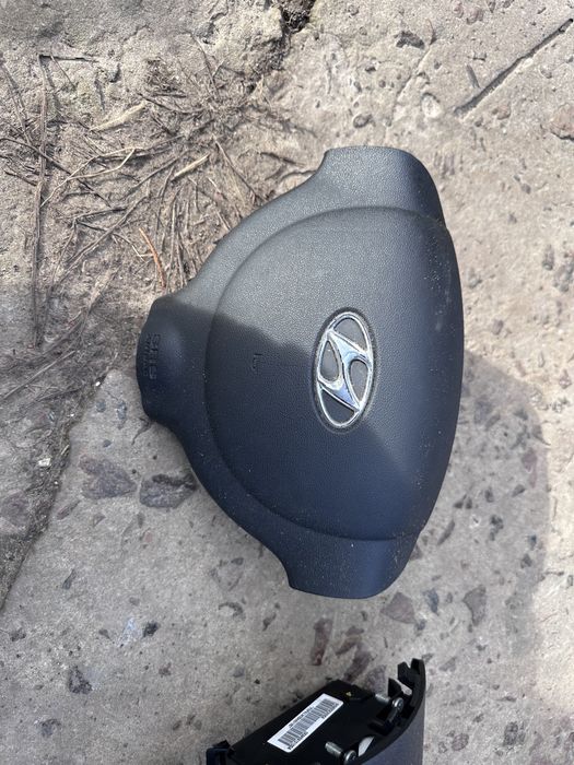 Безпека Air Bag Hyundai i10, Подушка в руль, подушка в панель