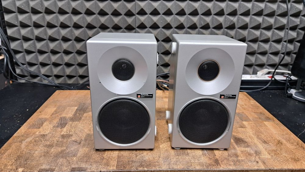 Monitory Techncs  SB-F1