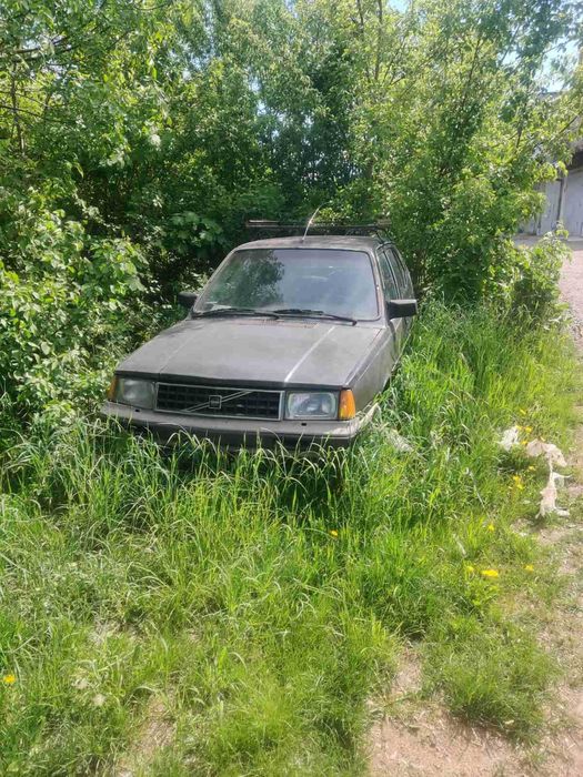 продам автомобіль volvo 340 1.6 дизель