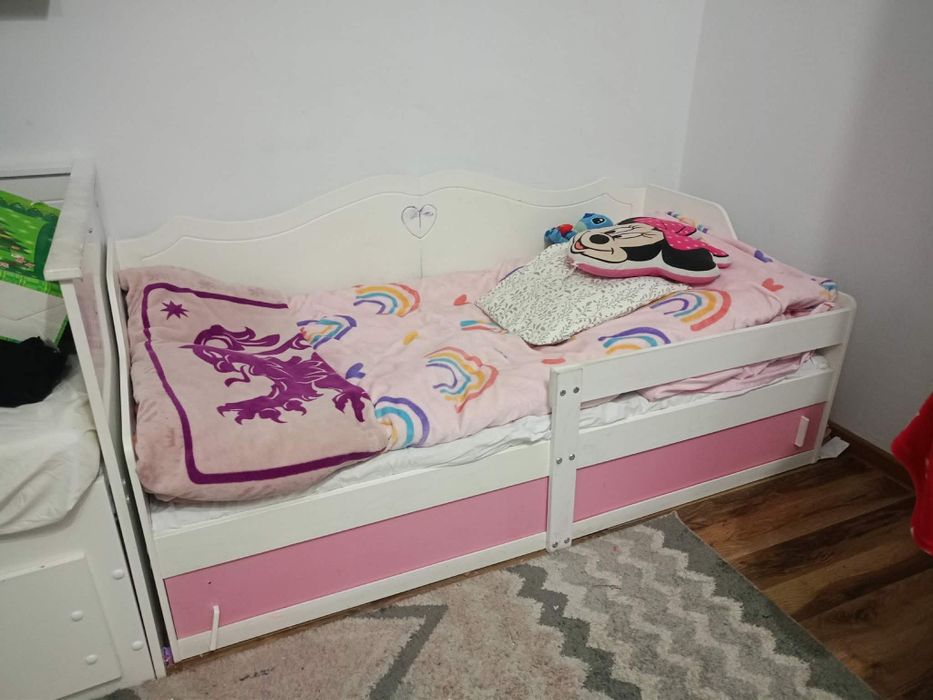 Łóżko dla dziewczynki