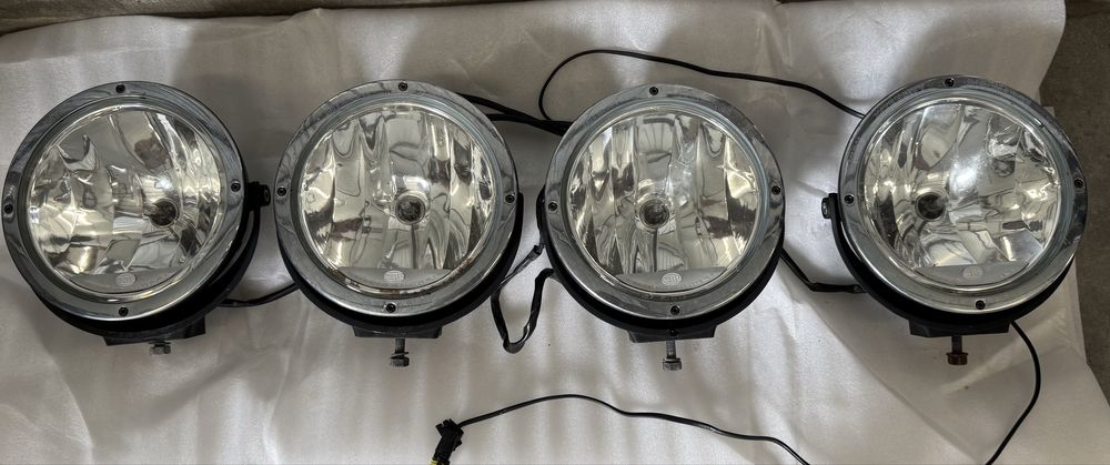 4x Halogen Hella Luminator XENON 24V dalekosiężne Trux Hypro Scsnia Volvo Aero Mad Daf XG