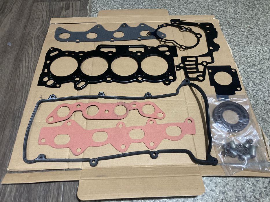 Комплект прокладок двигателя на Cherry