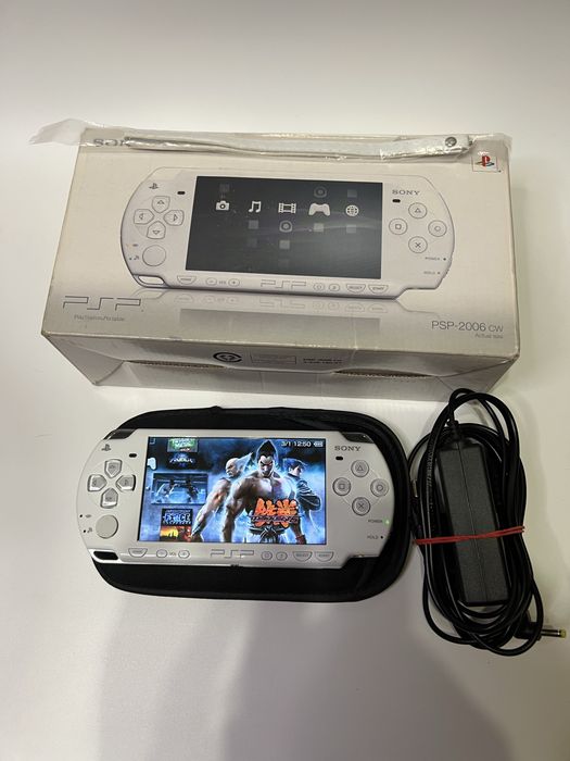 Ігрова приставка Sony PSP-2006 Slim 32gb