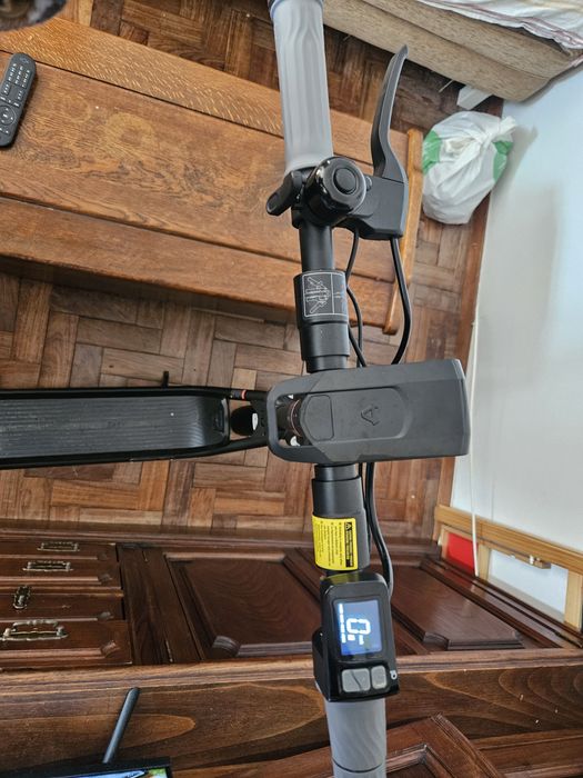 Trotinete dobrável eletrica super nova.