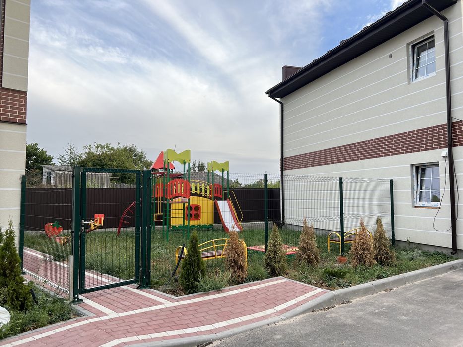 Танхаус з опаленням, охорона, відеонагляд м.Васильків