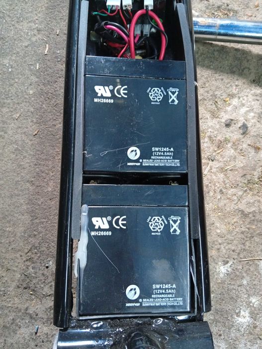 Mała hulajnoga elektryczna 24V 120 Wat, dla dziecka.