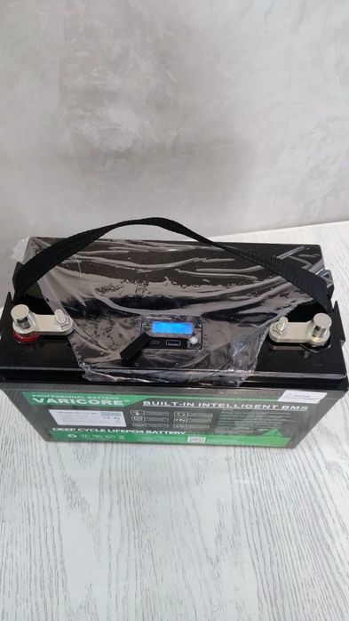 літій-залізо-фосфатний акумулятор (LiFePO4) Varicore VC-12 v 180.Ah