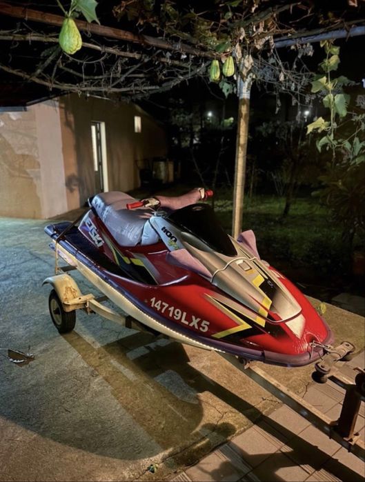 Kawasaki 1100 2T jet ski / Mota de água