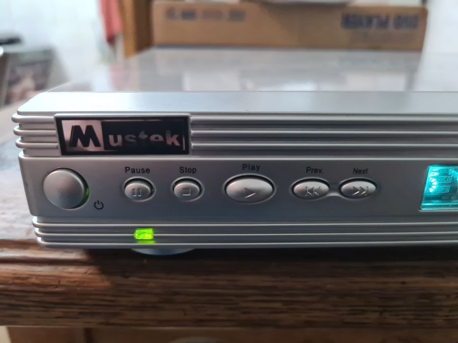 DVD  MP3 плеєр Mustek V56S-2