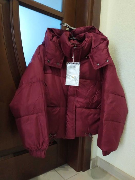 Куртка жіноча з капюшоном новинка весна