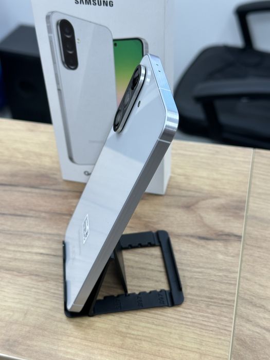 Смартфон Samsung Galaxy A56 5G 8/256GB Awesome Light