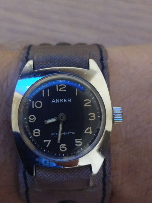 Zegarek ANKER nakręcany