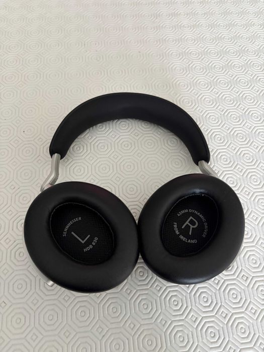 Sennheiser HD 630 (Bluetooth + Dongle Low Latency) – Como Novos