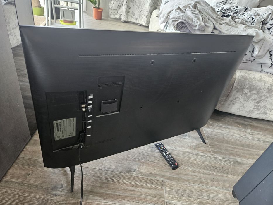 Телевізор 43" Samsung UE43TU7090UXUA (2020) • Повний комплект • На запчастини