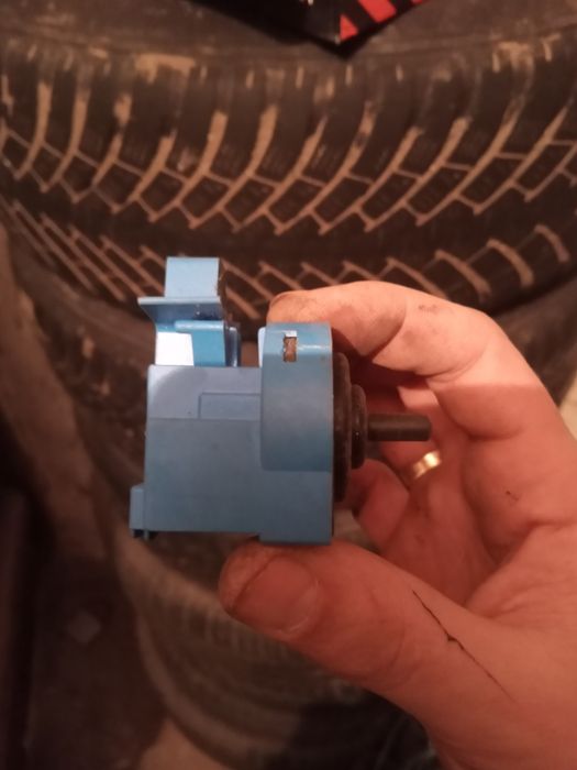 Пресостат стиральной машинки electrolux 132819501