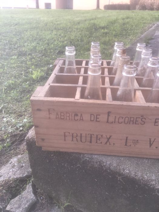 Grade de madeira antiga