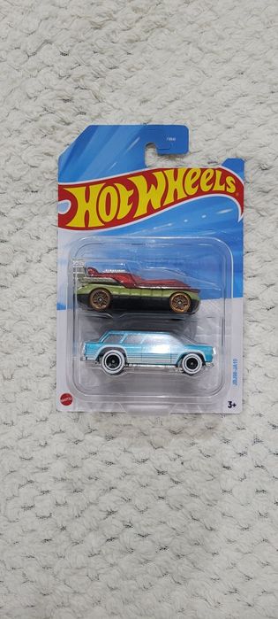 2 Autka HotWheels