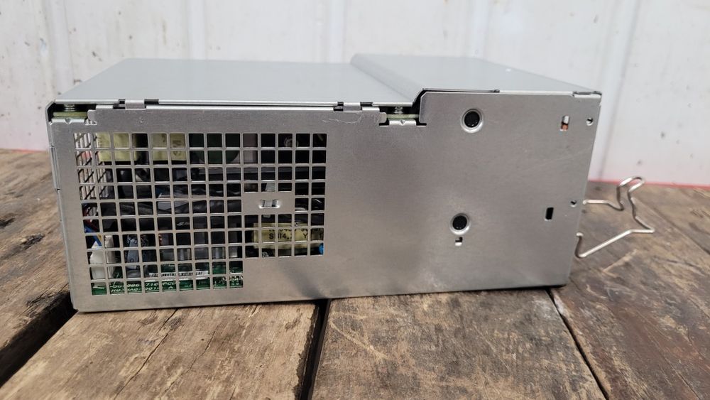 Блок питания AcBel.