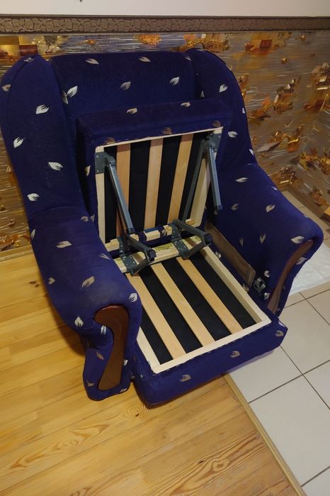 Крісло розкладне