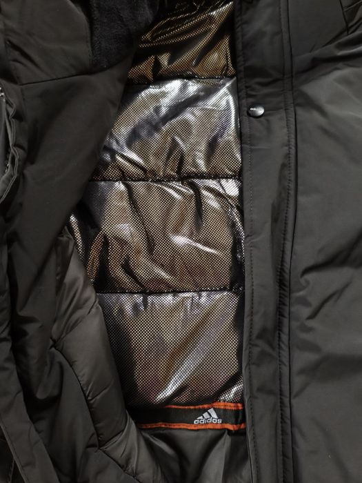 Тепле легке термо пальто.пог 60. Довжина 90.