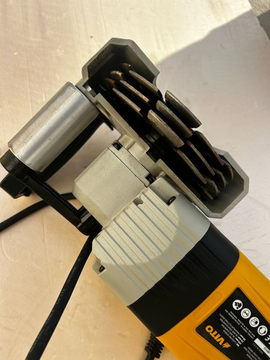 Maquina abre roços 2400W