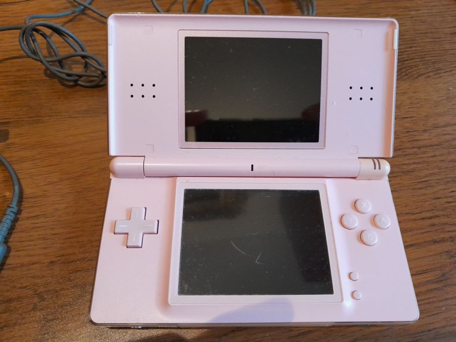 Nintendo DS Lite