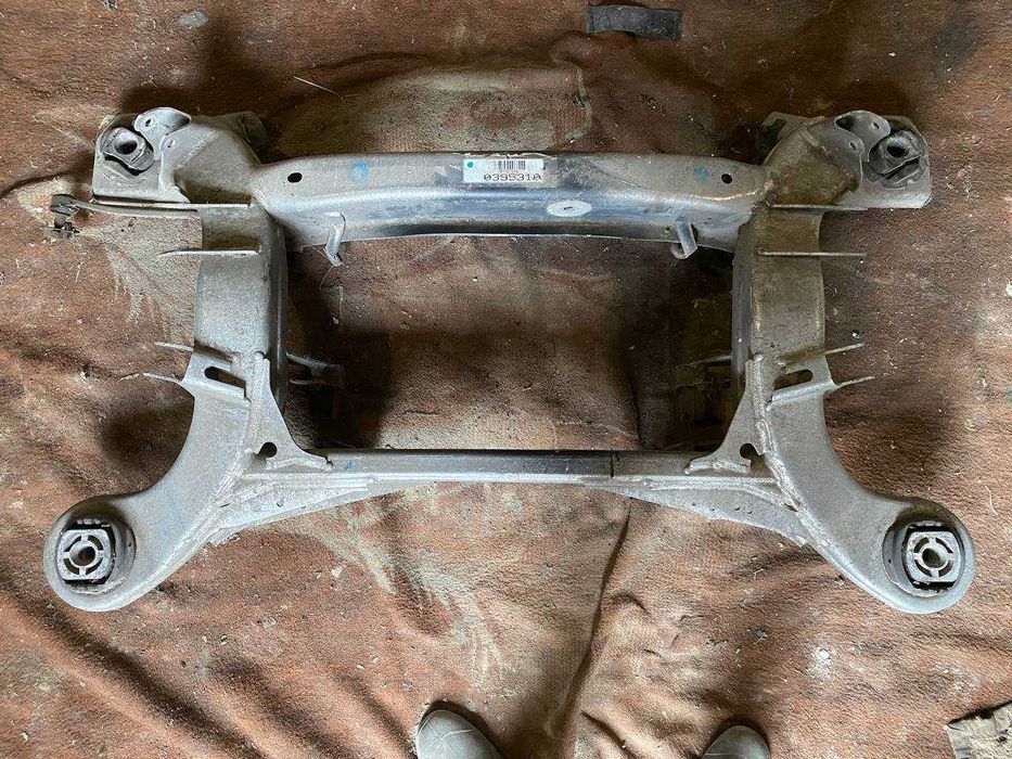 Підрамник задній балка Mercedes-Benz W220 3.2CDI Мерседес A2203506700