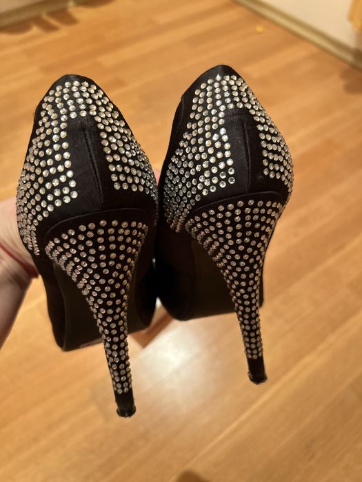 Туфлі Атлас Стрази Atmosphere 38