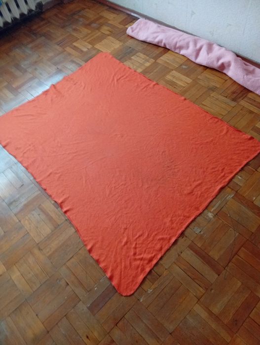 Плед оранжевый! Б/у. Недорого