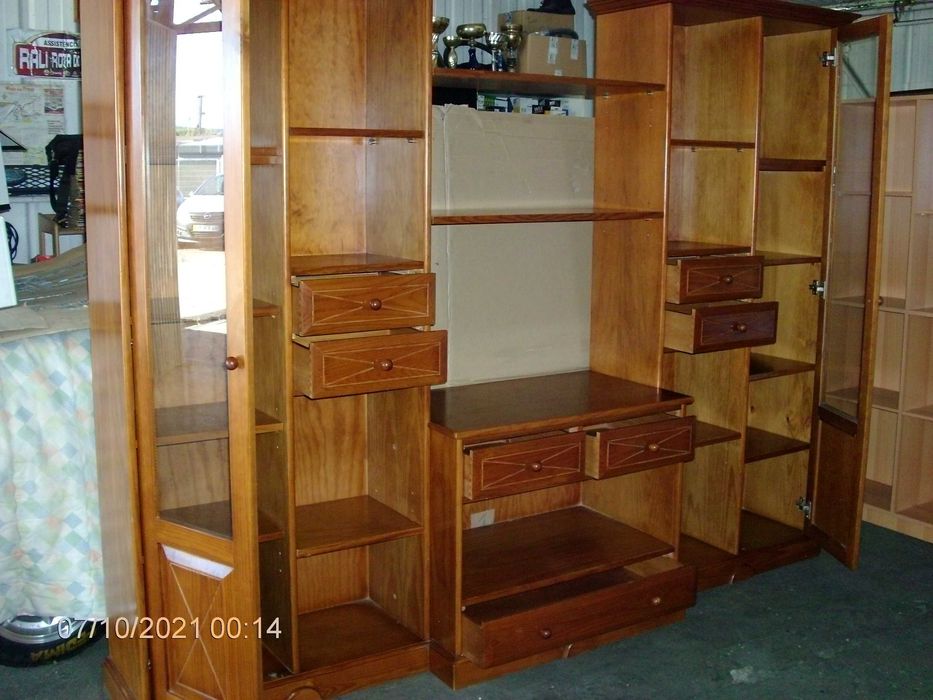 Mobília   de sala pinho mel e estante