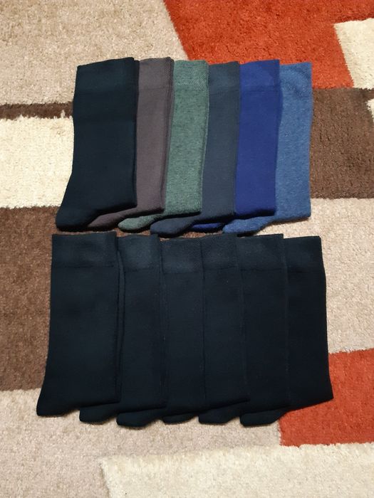 12 pares de meias novas, nunca usadas