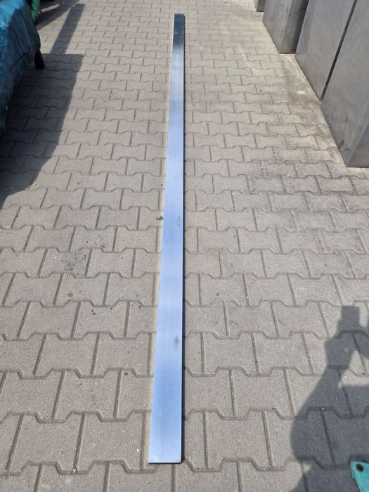 Łata do gładzenia nadmiaru betonu