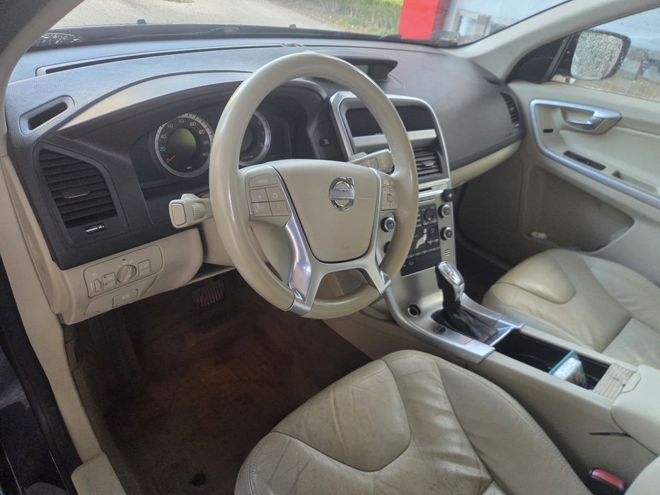 Volvo XC 60 silnik T6