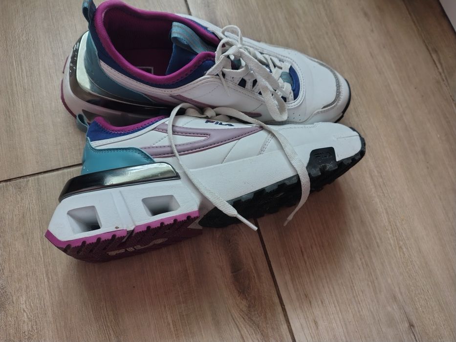 Buty damskie Fila rozmiar 41( 26cm)