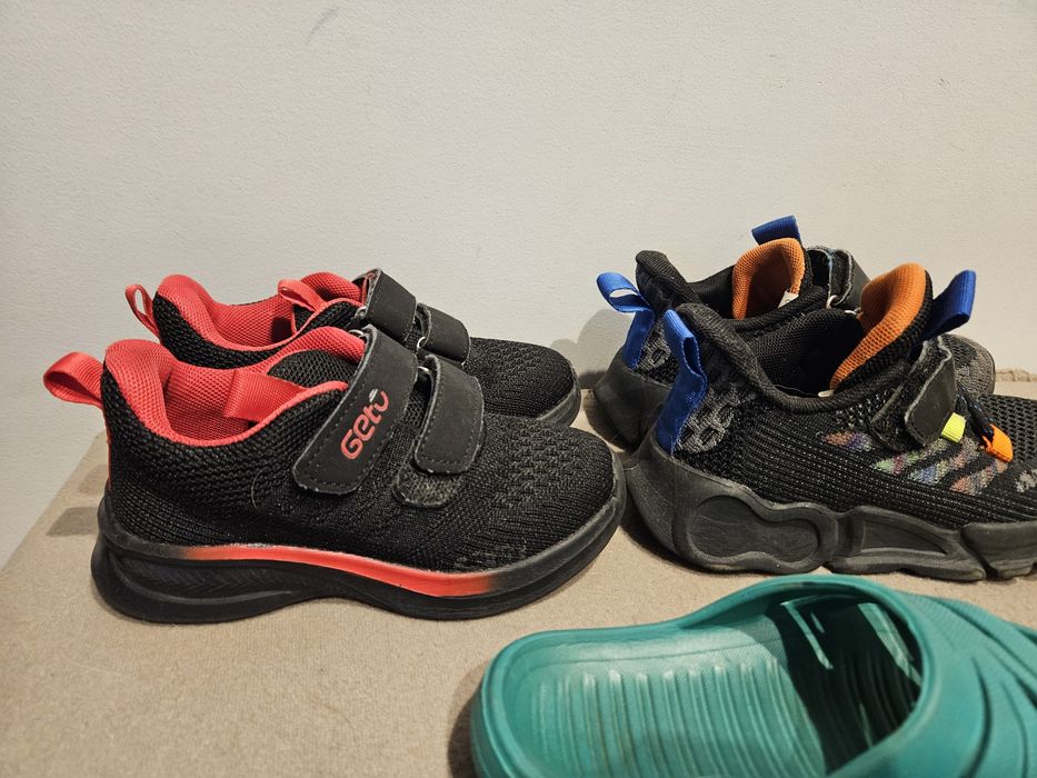 Buty sportowe dla chłopca adidasy i klapki