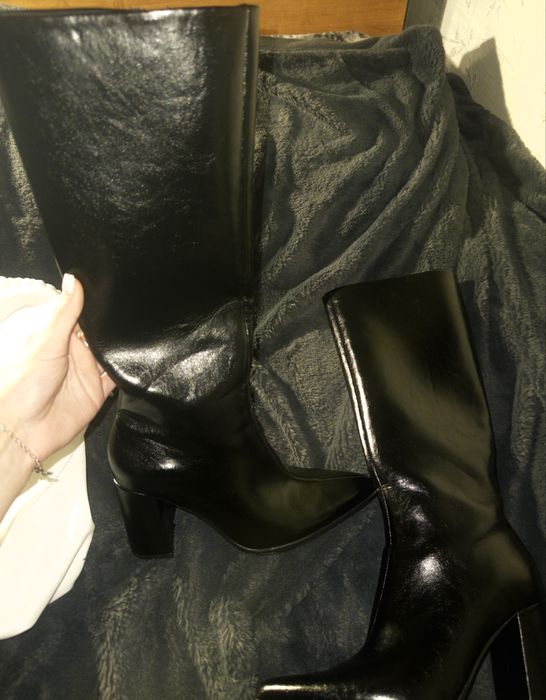 Ботфорди зимові на каблуку Bershka