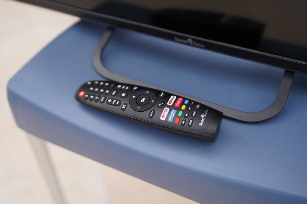 TV Smart Tech 32” Full HD – Smart TV + Comando