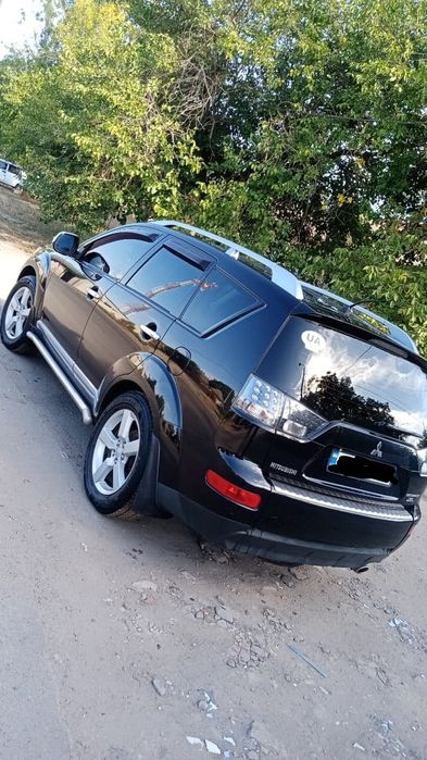 Продам mitsubishi outlander