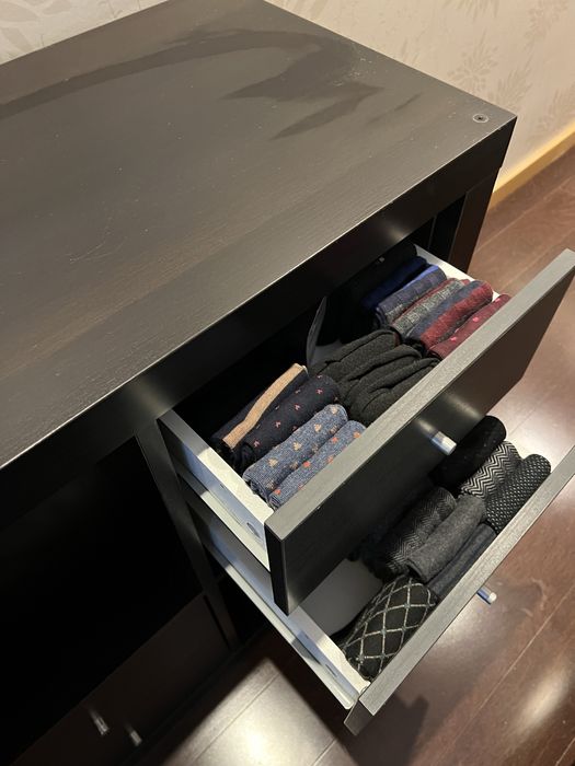 Movel apoio madeira escura Ikea